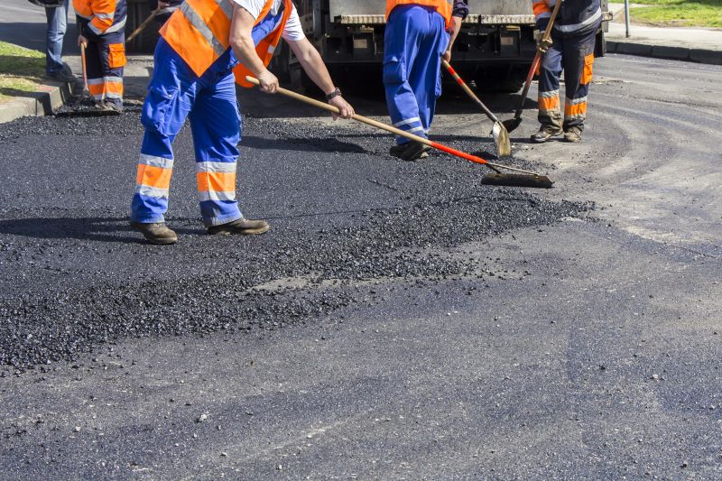 Asphalt Paving in Optimal Conditions